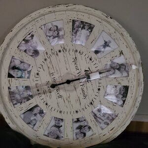 Family picture clock